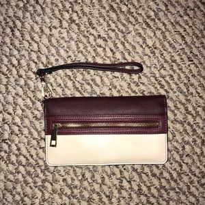 Wristlet wallet
